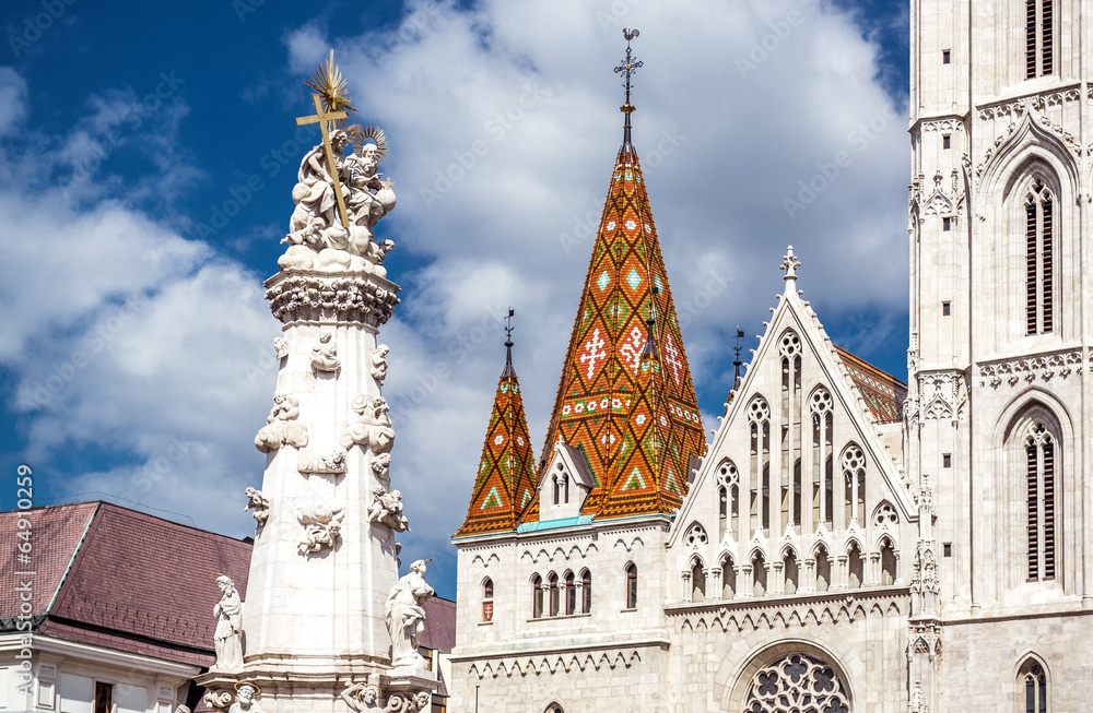 Fototapeta premium Holy Trinity Column in front of Matthias Church. Budapest
