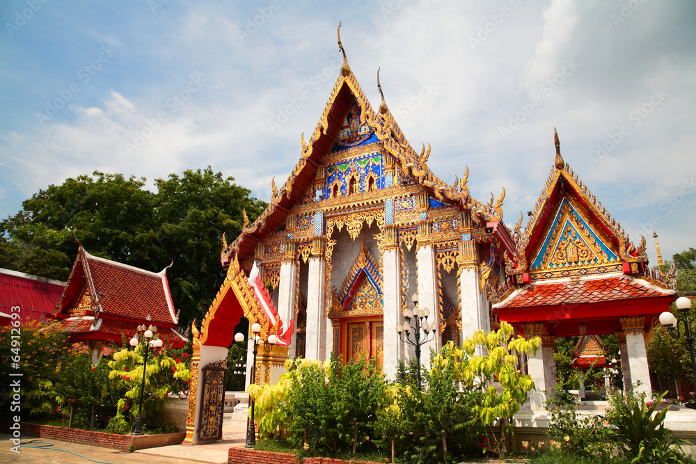 Thai temple architecture in Pathum Thani, Thailand Thai temple architecture in Pathum Thani, Thailand