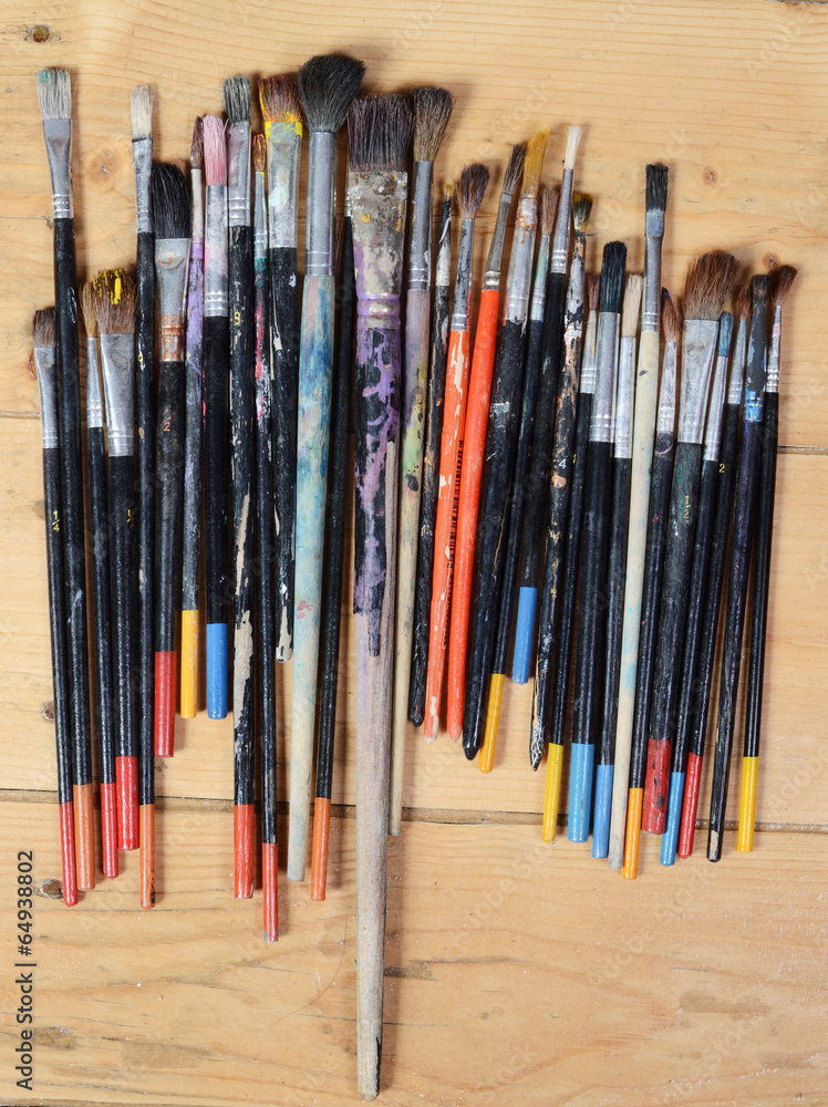 brushes brushes