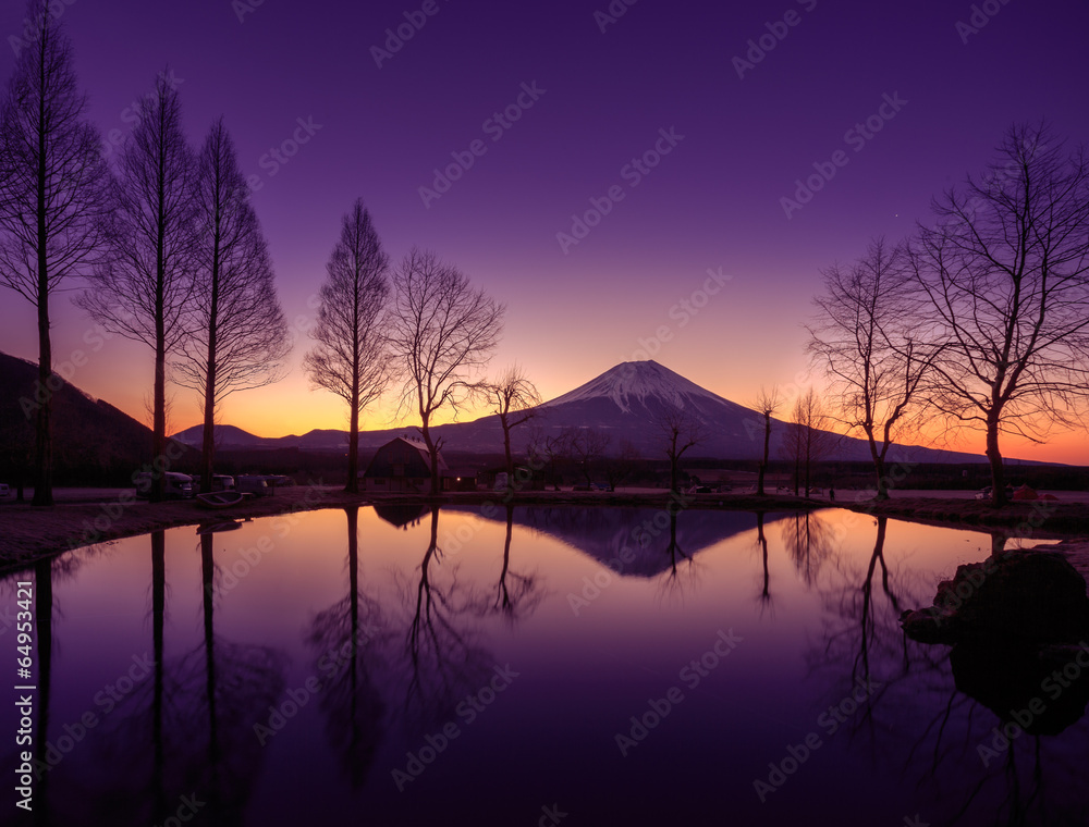 Obraz premium Fuji Reflect on a pond