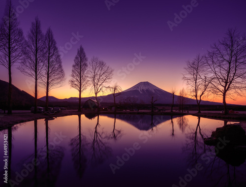 Fuji Reflect on a pond