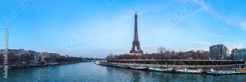 Tour Eiffel Paris France © Bruno