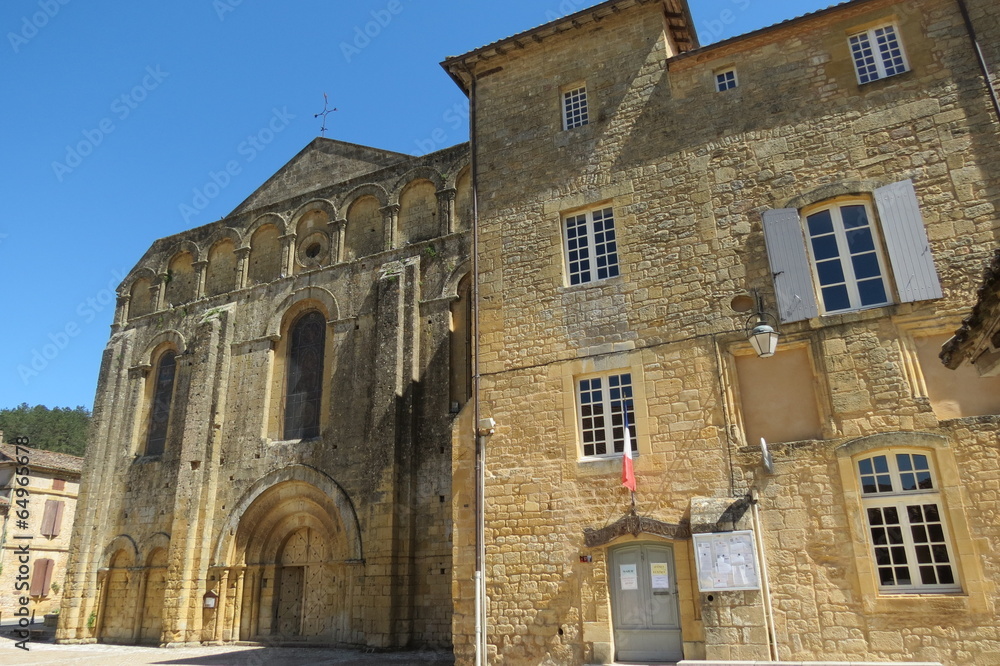 Dordogne - Cadouin - Façade église abbatiale