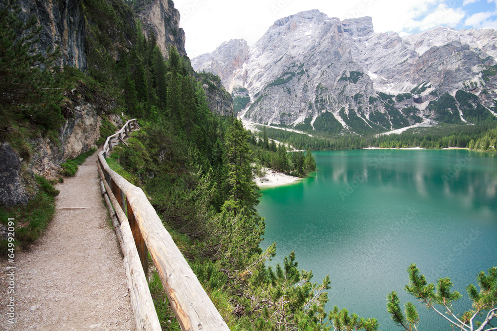 Fototapeta premium lago di Braies - Dolomiti
