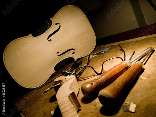 Violin workshop