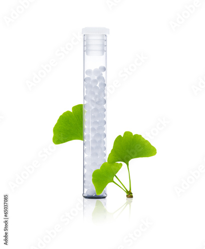 Globulifläschchen mit Ginkgoblatt