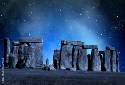 Canvas Print Historical monument Stonehenge in night,England, UK