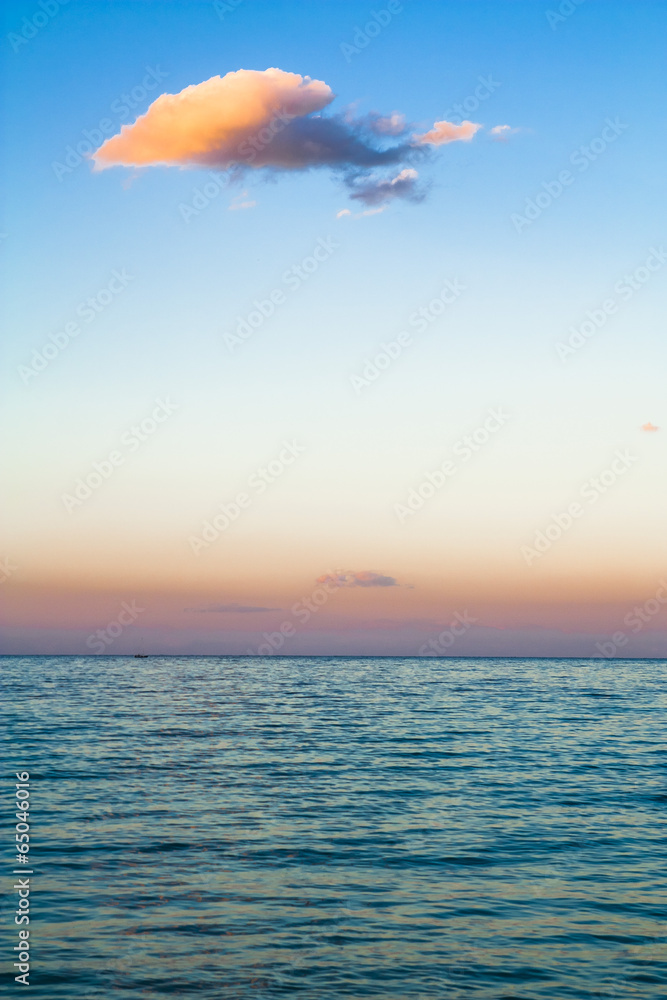Obraz na płótnie zachód słońca nad morzem i przypływ w salonie