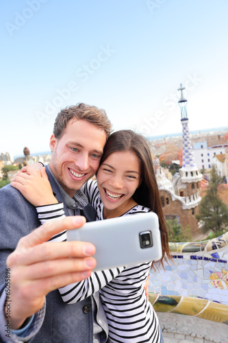 Photography Happy travel couple selfie, Park Guell, Barcelona