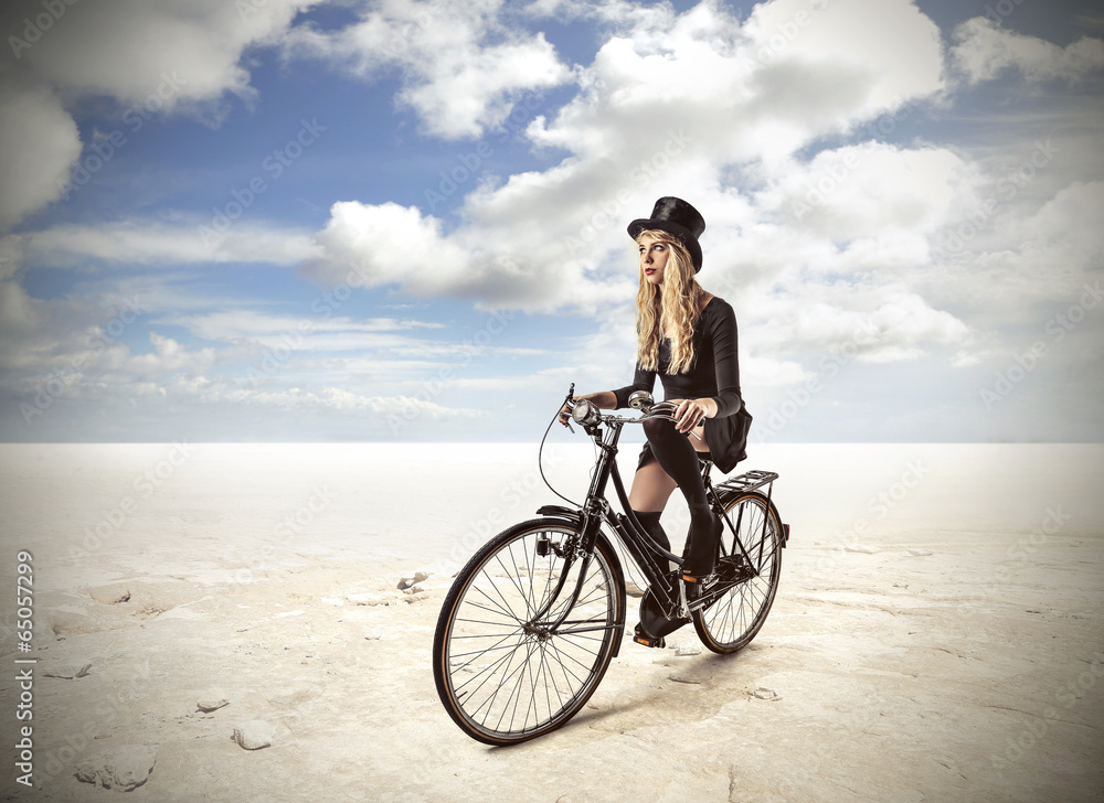 Fototapeta premium cycling woman