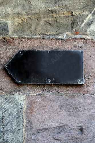 Empty sign