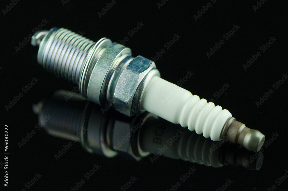 Spark-plug Spark-plug