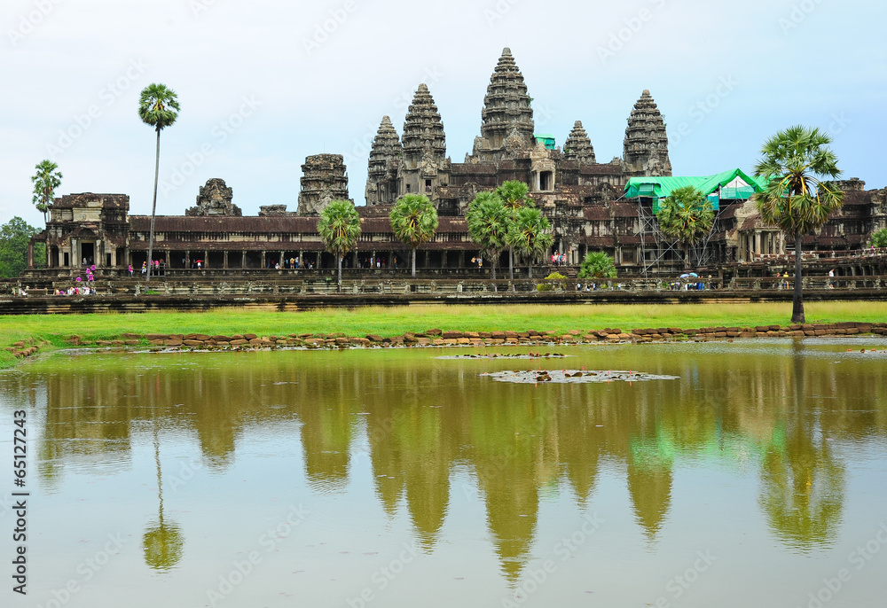 Fototapeta premium Angkor Wat Temple in Cambodia