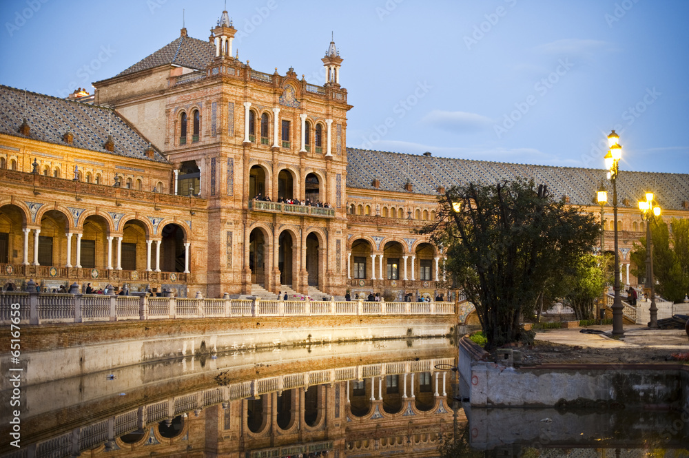 Fototapeta premium The Plaza de España in Seville, Spain
