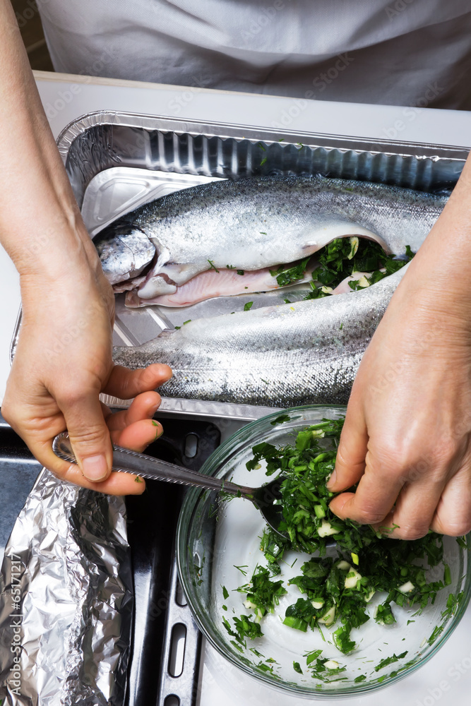Cooking trout in foil