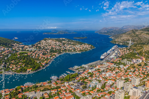 Fototapeta Naklejka Na Ścianę i Meble -  Aerial panorama of Dubrovnik harbor