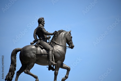 Statue of a man on a horse in Paris
