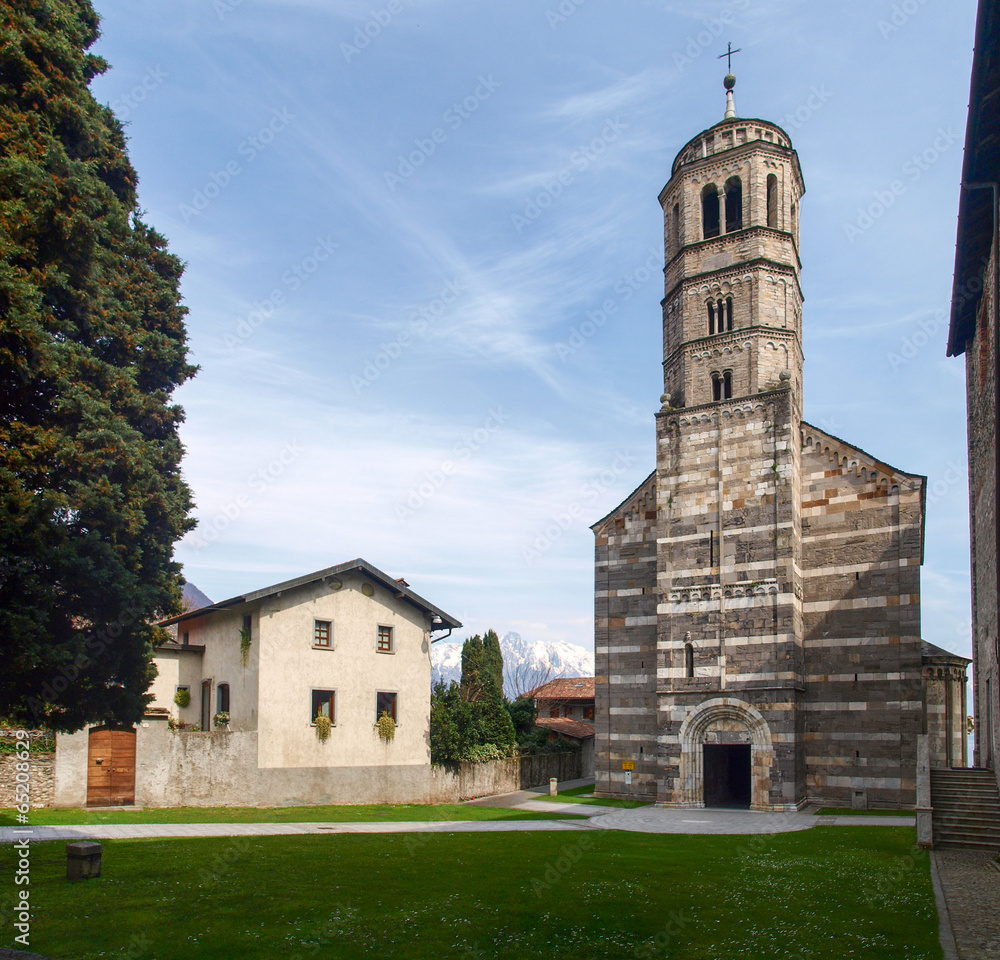 Gravedona, Santa Maria del Tiglio Gravedona, Santa Maria del Tiglio