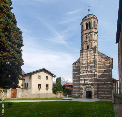 Gravedona, Santa Maria del Tiglio photo