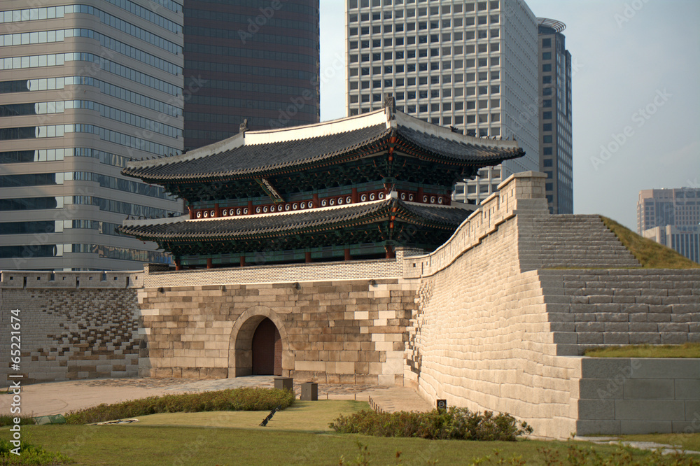 Naklejka premium Namdaemun Gate, Seoul, Korean Republic