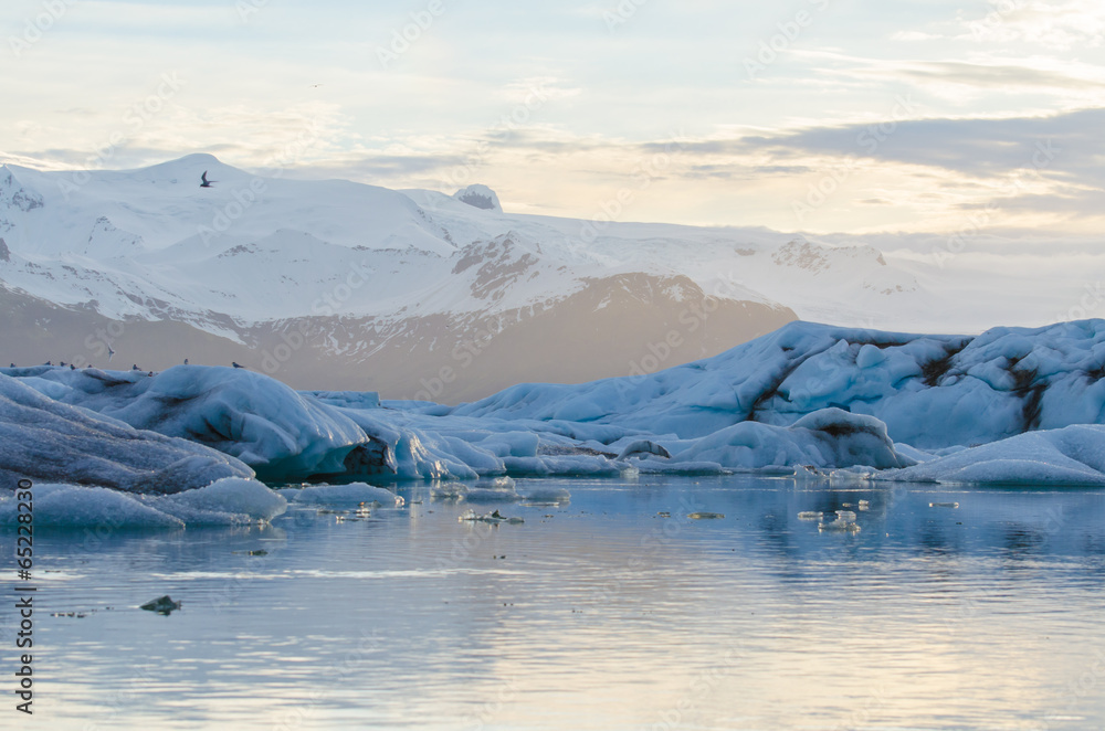 Jökulsárlón Ice Lagoon at sunrise Jökulsárlón Ice Lagoon at sunrise