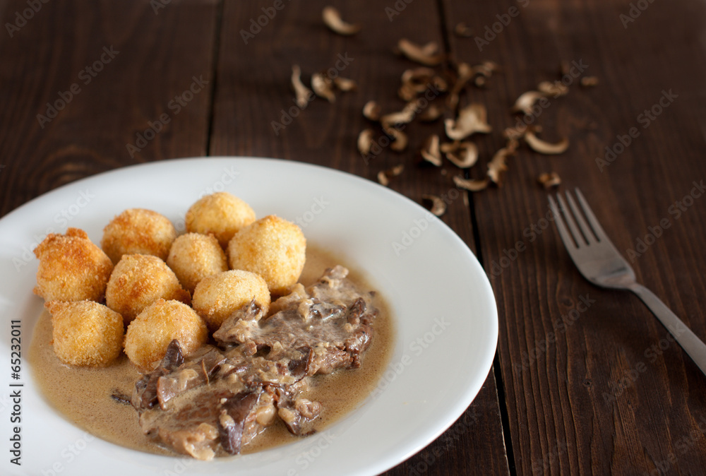 beef roast with mushrooms and home made croquettes beef roast with mushrooms and home made croquettes