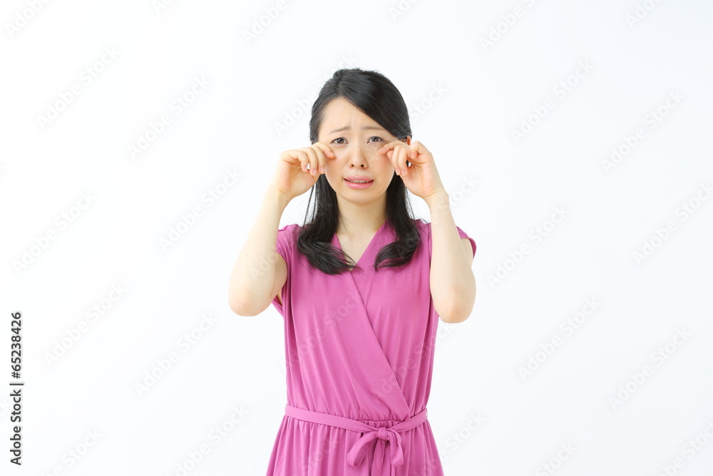 泣く・若い女性 泣く・若い女性