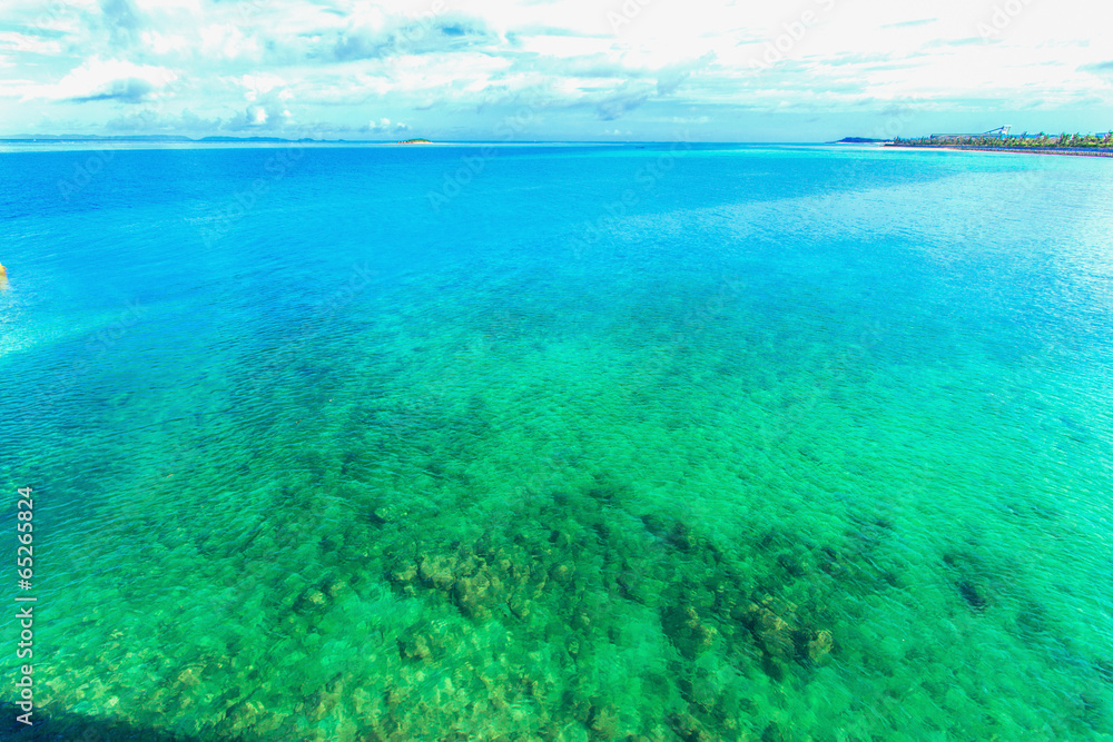 Emerald green ocean, Okinawa