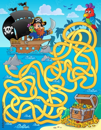 Maze 1 with pirate and treasure