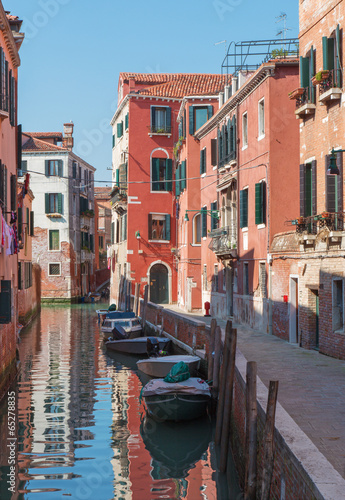 Venice - Look to canal form bridge Ponte dei Gesuiti