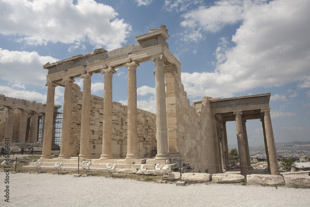 The image of travel destinations The image of travel destinations