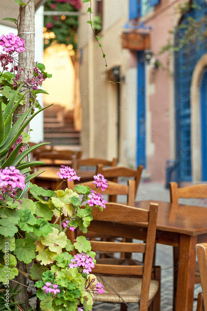 Flowers and seating arrangement in Chania