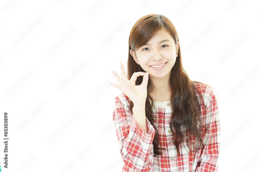 笑顔の女性 笑顔の女性