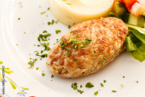 cutlet with mashed potatoes
