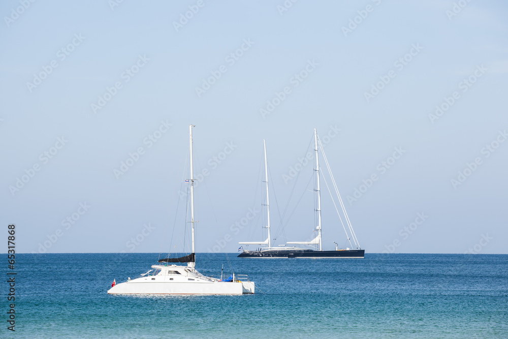 Obraz premium Sailing ship on the sea