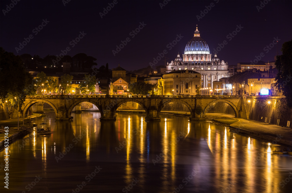 Night view of Basilica di San Pietro in Rome