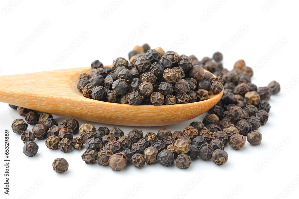 Spoon with Whole Black Pepper Granules Spoon with Whole Black Pepper Granules