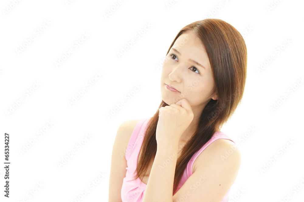 ボディーケアをする女性 ボディーケアをする女性