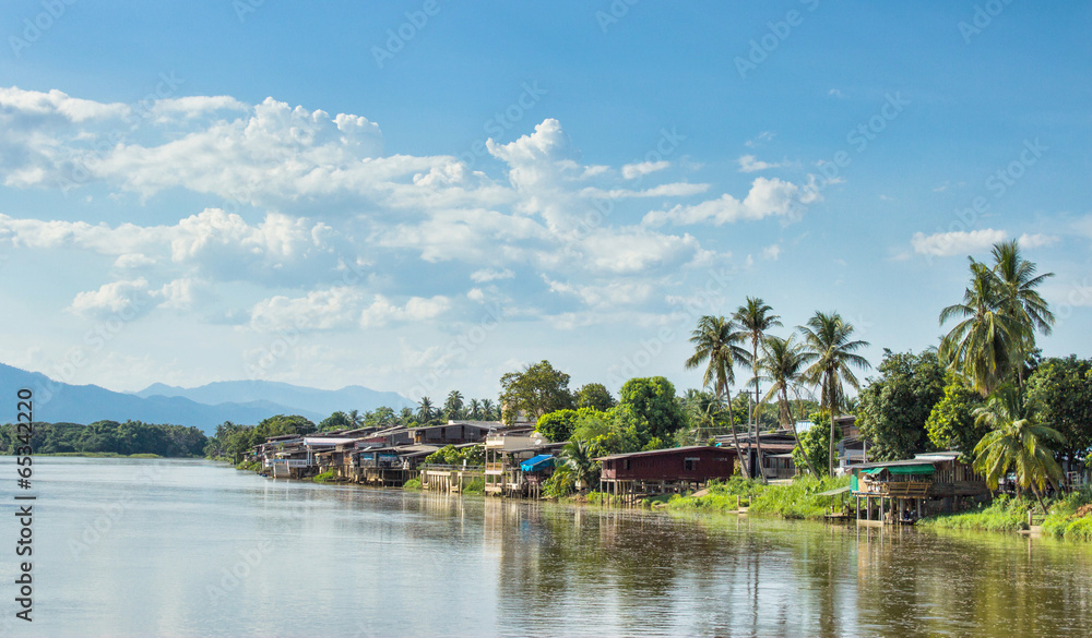 Communities living along the Ping River