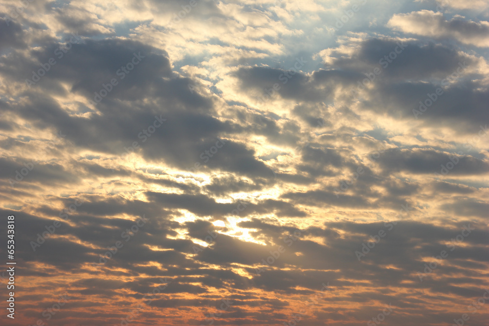 Obraz premium Heavy sky