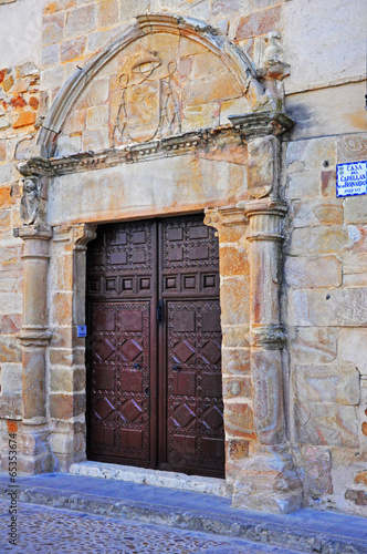 Almagro, Casa del Capellán de las Bernardas, siglo XVI photo
