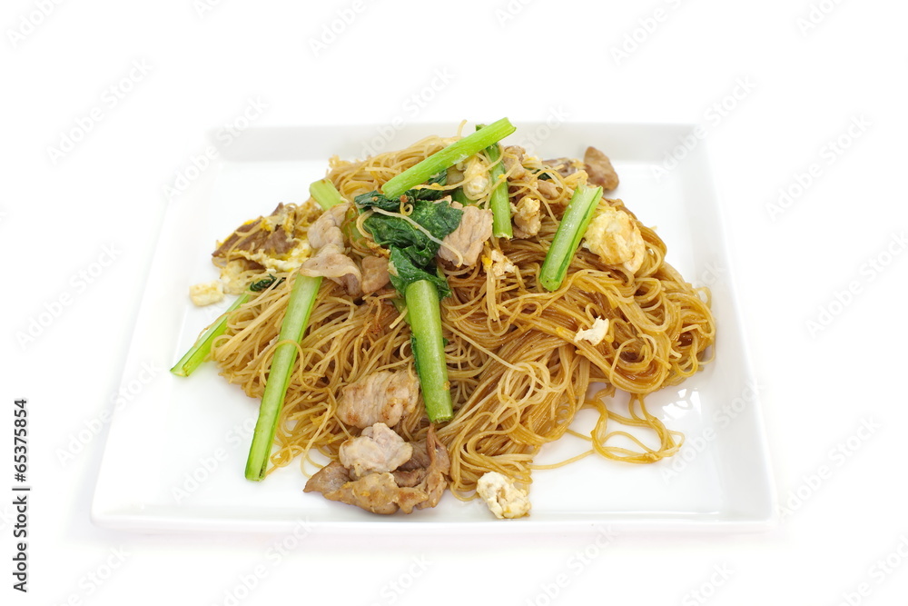 stir fried rice noodles with pork and vegetables