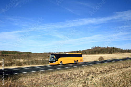 Wallpaper Mural Bus on the road Torontodigital.ca