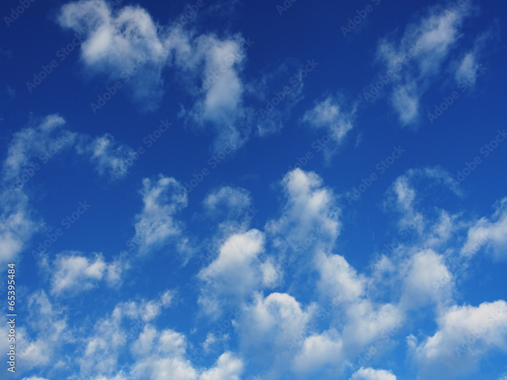 Naklejka premium Blue sky and white cloud background