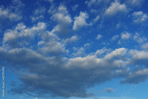 Fototapeta Naklejka Na Ścianę i Meble -  Blue sky and white cloud