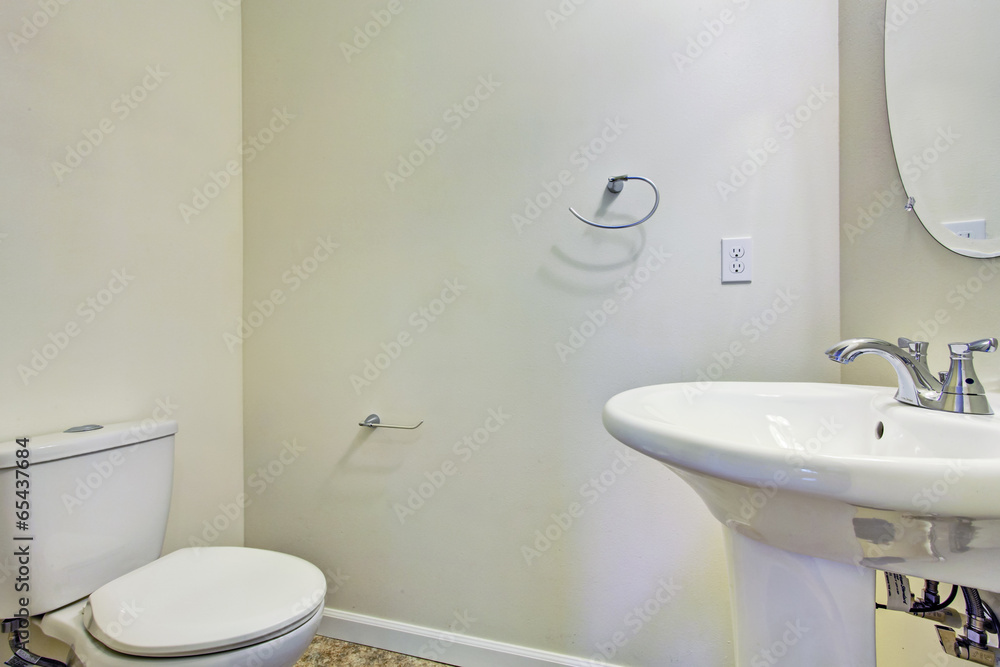 Fototapeta premium Simple bathroom interior