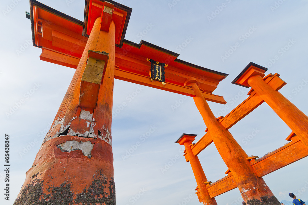 厳島神社の大鳥居