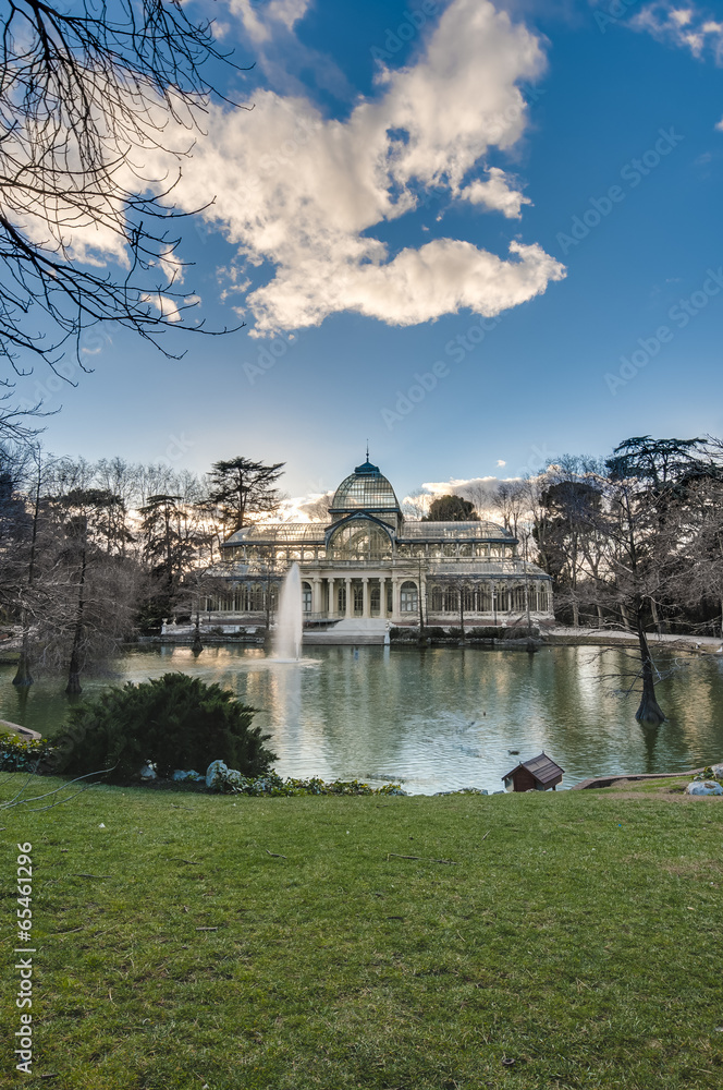 Fototapeta premium Crystal Palace on Retiro Park in Madrid, Spain.