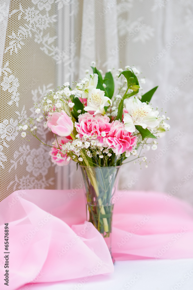 Fototapeta premium Glass vase with flowers