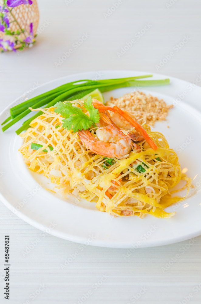 Pad thai Pad thai